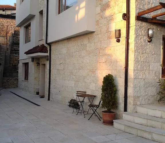 Къща за гости Hills Балчик