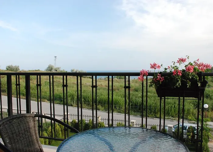 Къща за гости Hills Балчик