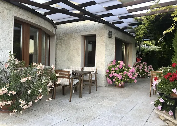 Hills Къща за гости