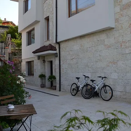 Guest house Hills Balchik