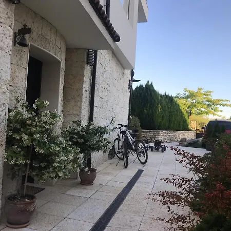 Hills Guest house Balchik